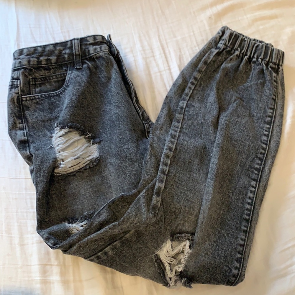 Size Large Distressed Charcoal Hi-Rise Jeans
